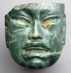 Masque, 900-400 av. J.-C.