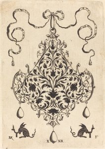 Grand pendentif, motif de feuillage ornemental