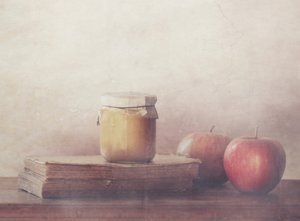  - Delphine Devos