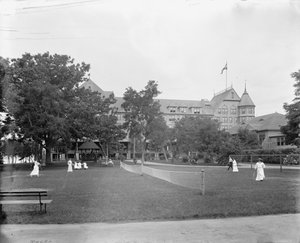 Manhasset, tennis à Manhanset House, Shelter Island, N.Y., vers 1904