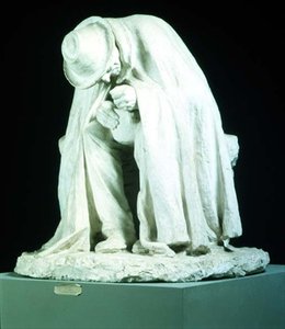 Vieil Homme Mangeant de la Soupe, sculpture de Domenico Trentacoste (1859-1933)