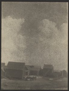 [Bâtiments de ferme avec cheval et charrette] - Doris Ulmann