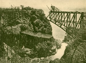 Construction du pont ferroviaire du Zambèze, vers 1930 - ENA