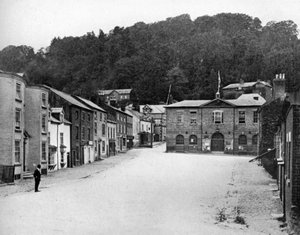 Une rue à Montgomery, Pays de Galles, 1924-1926
