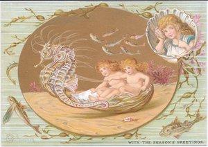 Carte de Noël victorienne de deux bébés aquatiques chevauchant un char en coquillage tiré par des hippocampes, entourés d