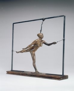 Arabesque sur la jambe droite, bras gauche devant, vers 1885-1890