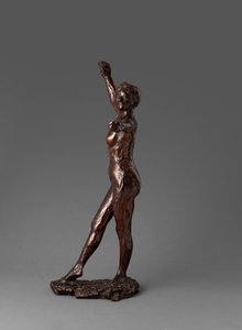 Danseuse prête à danser, pied droit en avant, 1895-1900