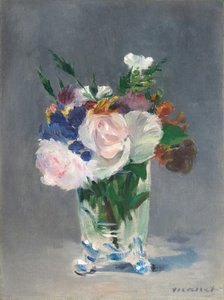 Fleurs dans un vase en cristal