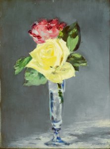 Roses dans un verre à champagne
