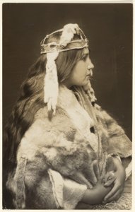 Naida, la fière princesse - Edward S. Curtis