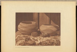 Paniers Pomo et perles de magnésite