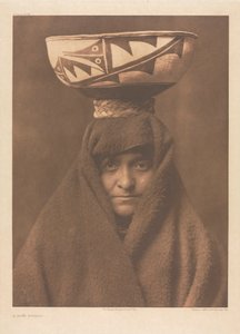 Portfolio XVII, planche 614 : Une femme zuñi