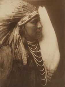 [Trois plumes - Un Amérindien Nez Perce].