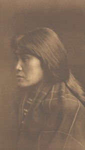Fille Suquamish