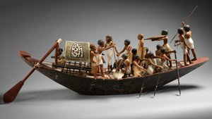 Modèle de bateau de sport de la tombe de Meketre, c.1981-1975 av. J.-C. (bois plâtré et peint, lin, ficelle de lin, cuivre)