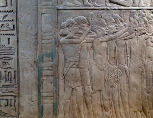 Princes de Nubie, Libye, Syrie et Palestine venant rendre hommage au roi, bas-relief en calcaire, de la tombe memphite d