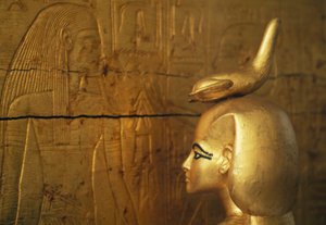 Statue de Selkis ou Serket protégeant le coffre des vases canopes, Trésor de Toutankhamon - Egyptian 18th Dynasty