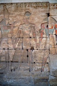 Antiquité égyptienne : détail des bas-reliefs du temple de Séthi Ier à Abydos