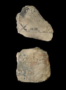 Ostracon en calcaire avec croquis humoristiques en encre rouge et noire - Egyptian 19th Dynasty