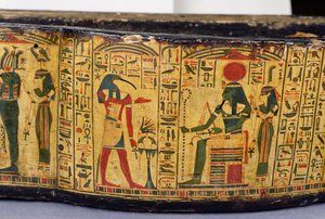 (détail) de la base extérieure du cercueil de la momie de Nesyamun, peut-être trouvé à Deir El-Bahri, Nouvel Empire, vers 1100 av. J.-C.