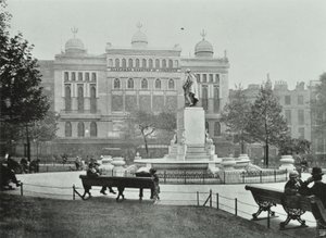 Alhambra, Leicester Square, Westminster LB : côté est, 1895