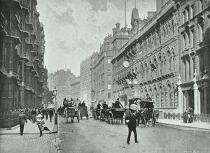 Army and Navy Stores, Victoria Street, Westminster : vue vers l