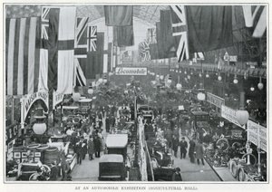 À une exposition automobile (Agricultural Hall) - English Photographer