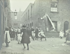 Bishops Court : vue générale, Londres, 1899 - English Photographer