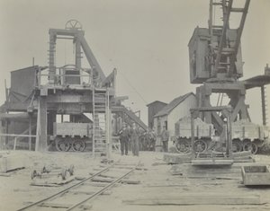 Blackwall Tunnel : puits et ouvriers pendant la construction du tunnel, 1893