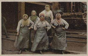 Les filles de la mine (photo en couleur) - English Photographer
