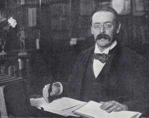 Edmund Gosse dans son étude (photo n/b)