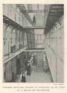 Ancienne prison militaire à Brixton, à utiliser comme maison de détention