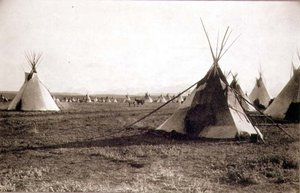Tentes indiennes, photographiées par les ingénieurs royaux sur le quarante-neuvième parallèle - English Photographer