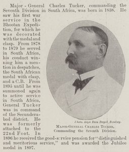Major-général Charles Tucker, commandant la septième division