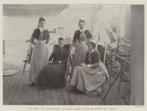 Mlle Norman, surintendante, et les sœurs infirmières à bord du navire-hôpital Trojan