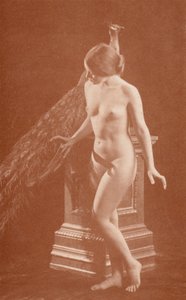 Art nudiste : Le paon - English Photographer