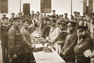 Colis arrivant de chez eux, Handforth, illustration de Prisonniers allemands en Grande-Bretagne - English Photographer