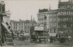 Piccadilly Circus, Londres - English Photographer