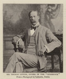 Sir Thomas Lipton, propriétaire du Shamrock - English Photographer