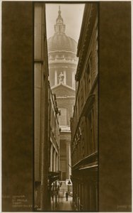 Cathédrale Saint-Paul depuis Canon Alley - English Photographer