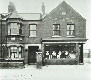 The Beehive Dining Rooms, 1899