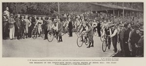Le Bris du Record de Cyclisme de Vingt-Quatre Heures à Herne Hill, le Départ