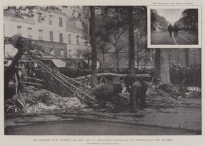 La catastrophe du dirigeable de M. Severo, 12 mai, la rue bloquée par l