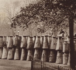 La grève générale de 1926, le dépôt de lait à Hyde Park, Londres - English Photographer