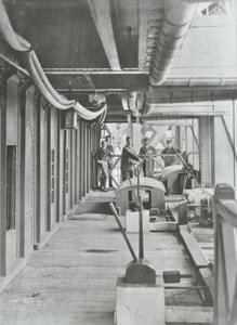 Ferry de Woolwich : plateforme de levier hydraulique du ponton nord, 1896