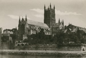 Cathédrale de Worcester, depuis le sud-ouest