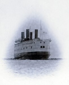 Chantier n° 647, Baïkal. Vue de quart arrière du brise-glace ferry Baïkal