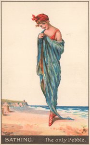 Jeune femme drapée dans une serviette sur une plage - English School