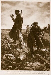Soldats britanniques déblayant les débris après une avancée en territoire ennemi, 1914-19 - English School