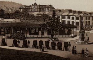 Buxton : Bains chauds et colonnade - English School